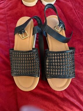 Universal Thread Black Woven Sandal wedge Heels with Buckle